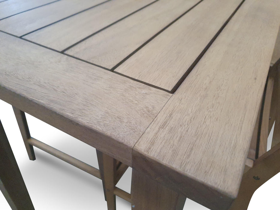 Cairns Timber Bar Setting - Bare Outdoors